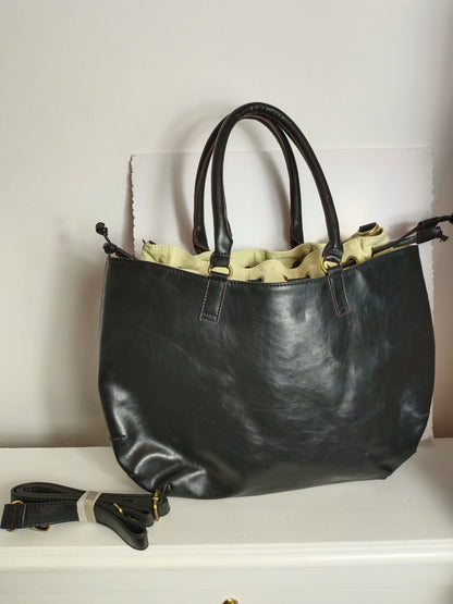 MISAKO. Bolso negro polipiel