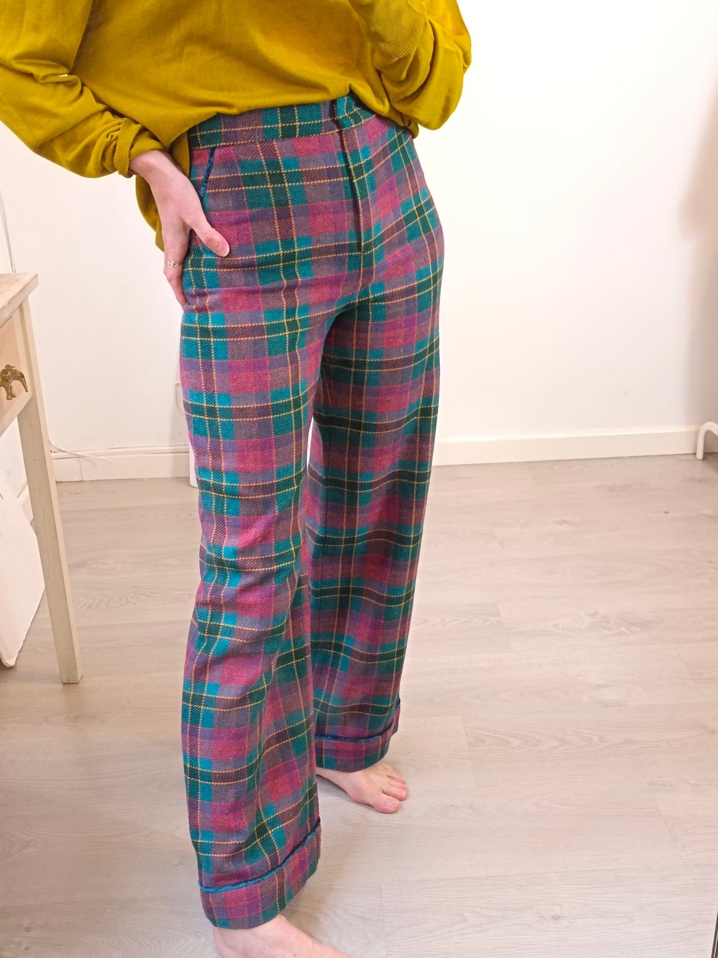 PANAMBI. Pantalón textura cuadros. T 38