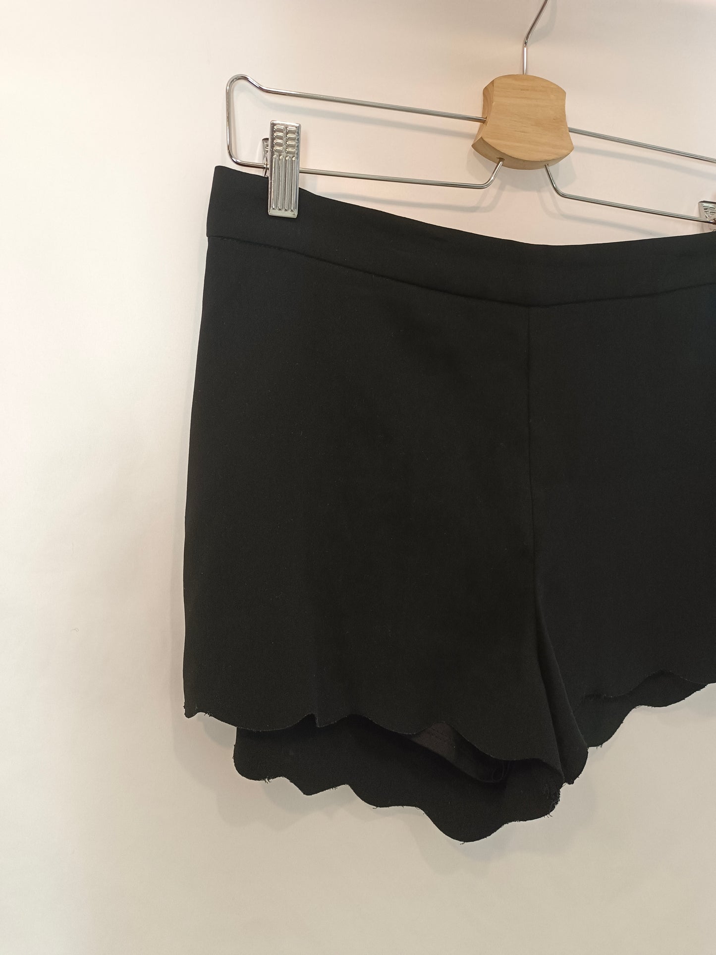 H&amp;M. Black shorts size 38