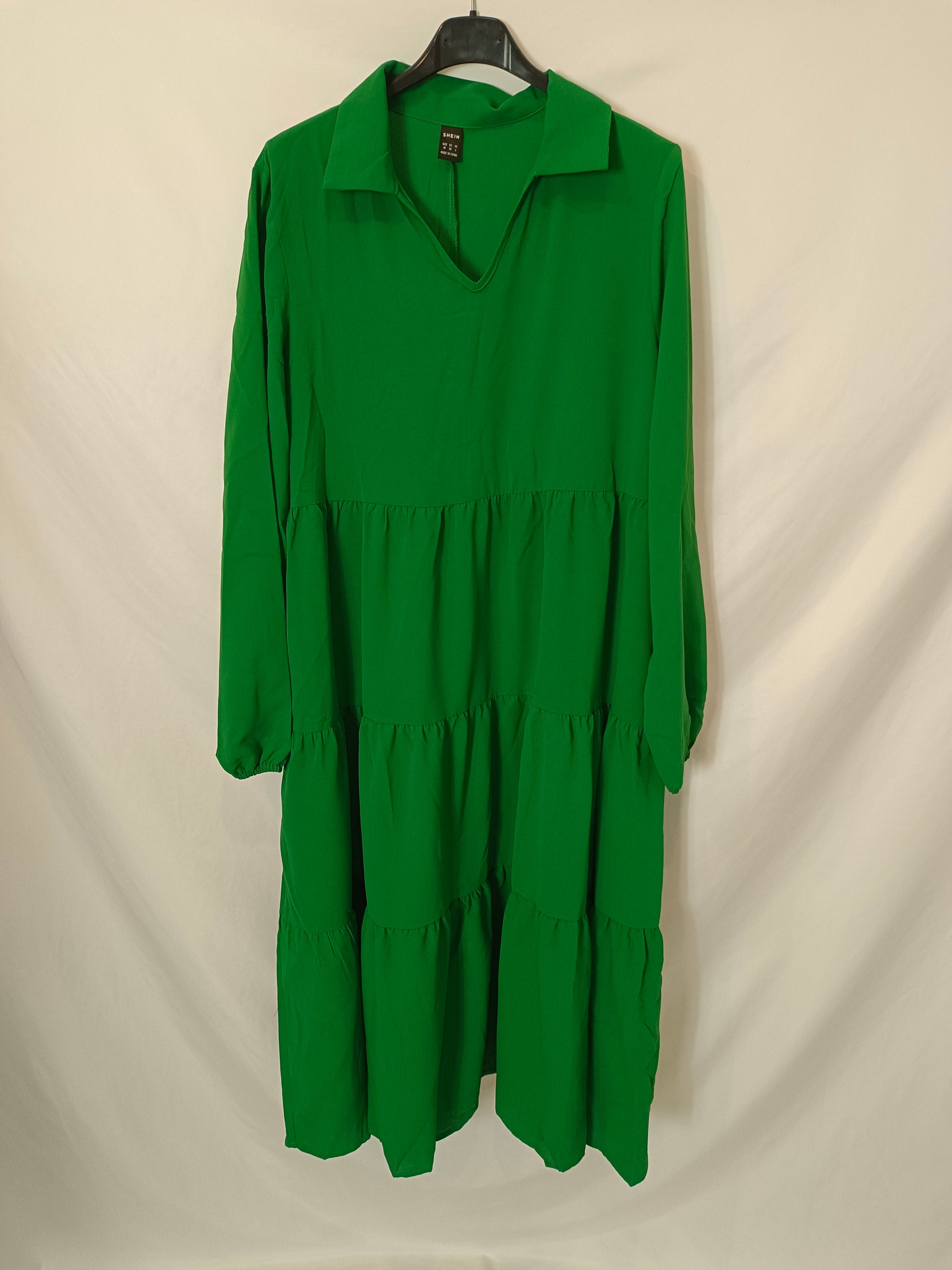 SHEIN. Green midi dress Tm Hibuy market SHEIN. Green midi dress Tm Hibuy market