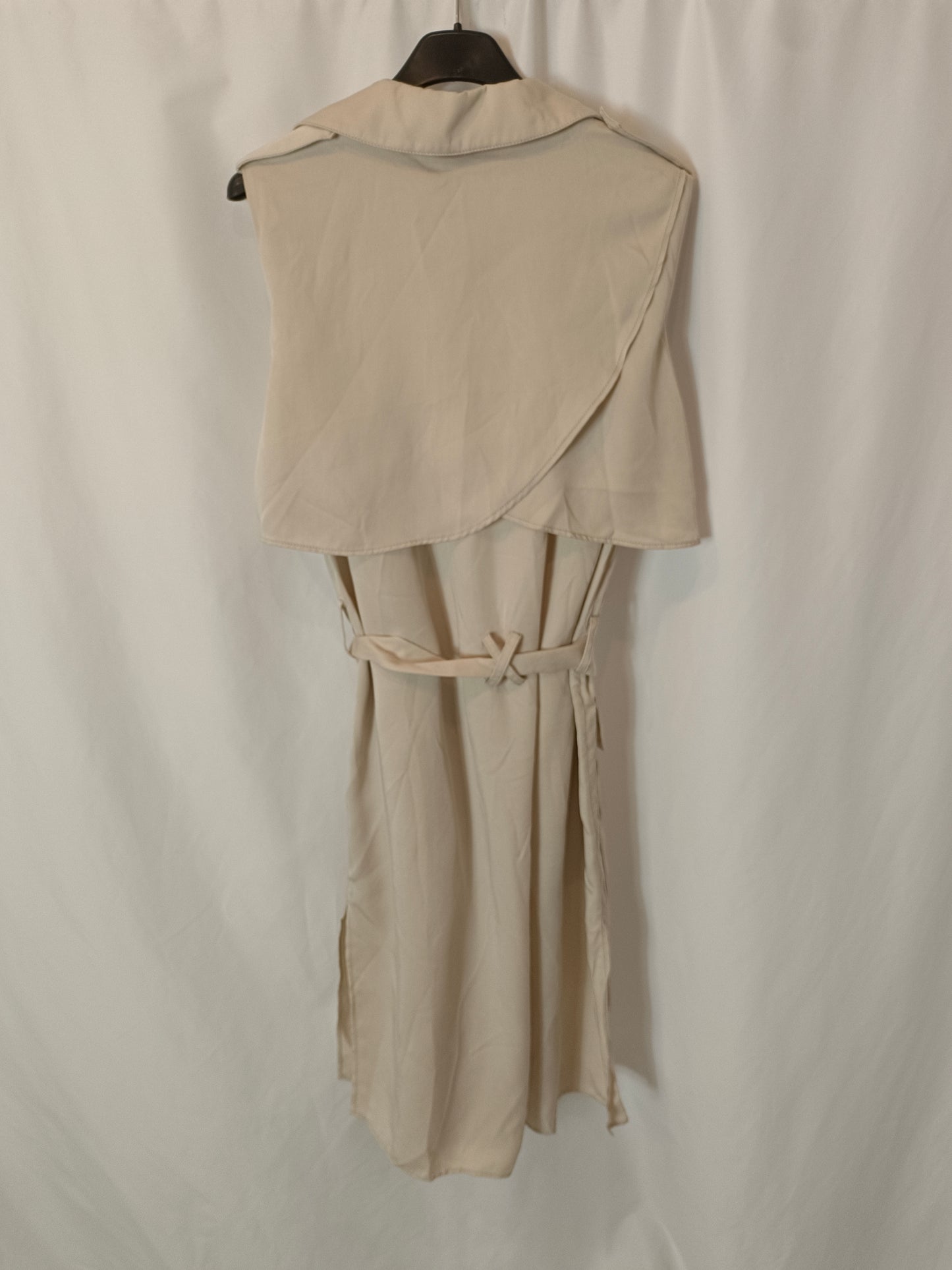 ZARA. Flowing beige vest with pockets. TS