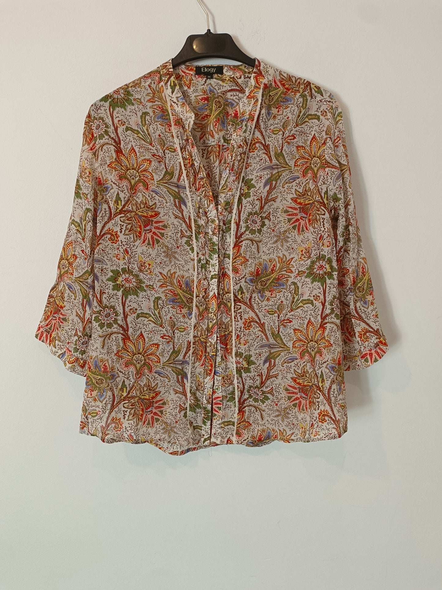ELOGY. Blusa blanca estampada T.m