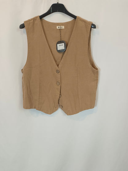 N DE NUBE. Chaleco beige botones T.u(s/m)