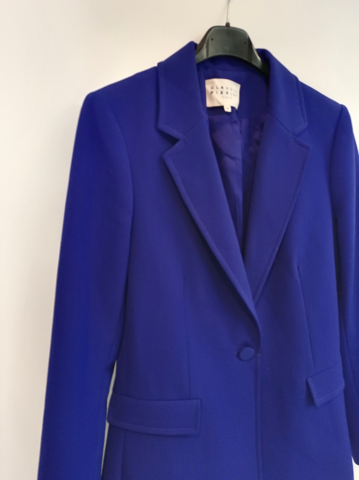 CLAUDIE PIERLOT. Klein blue blazer T.36