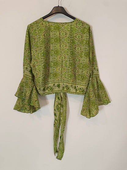 OTRAS. Top verde lazada con seda TU(S)