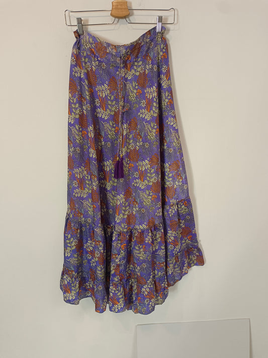 OTRAS. falda larga morada flores con seda Tu(s)