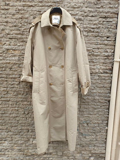 ZARA. Gabardina larga beige T.m(tara)