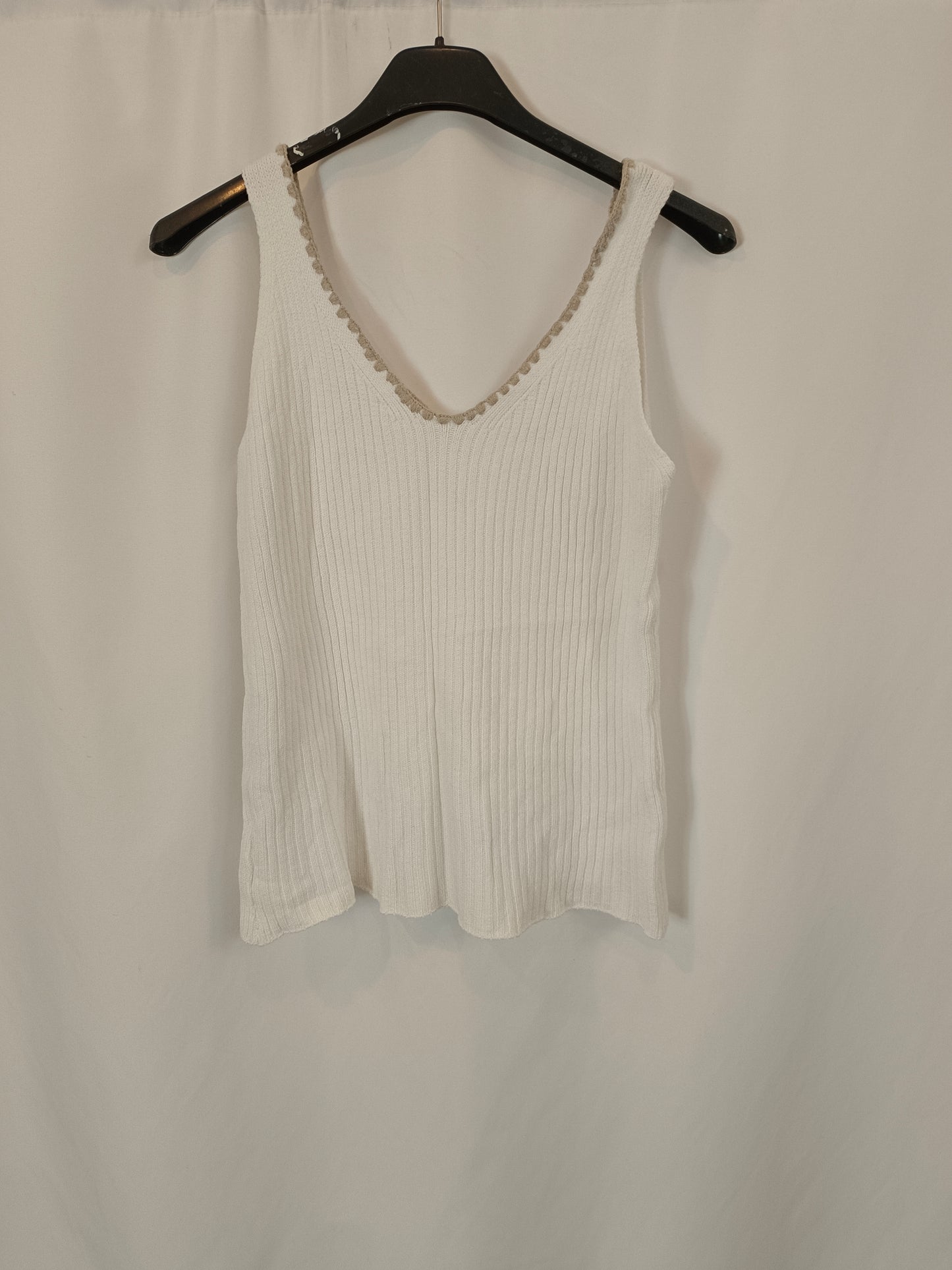 OTRAS. Top blanco canalé escote T.u(s/m)