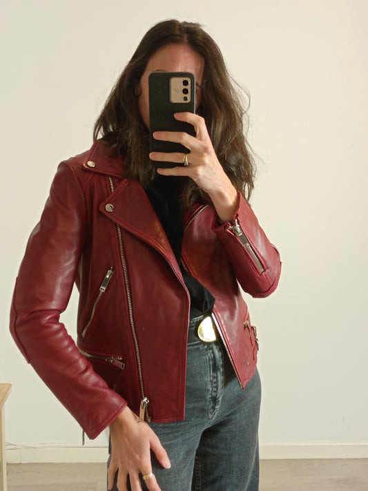 ZARA. Biker burdeos piel  T.s