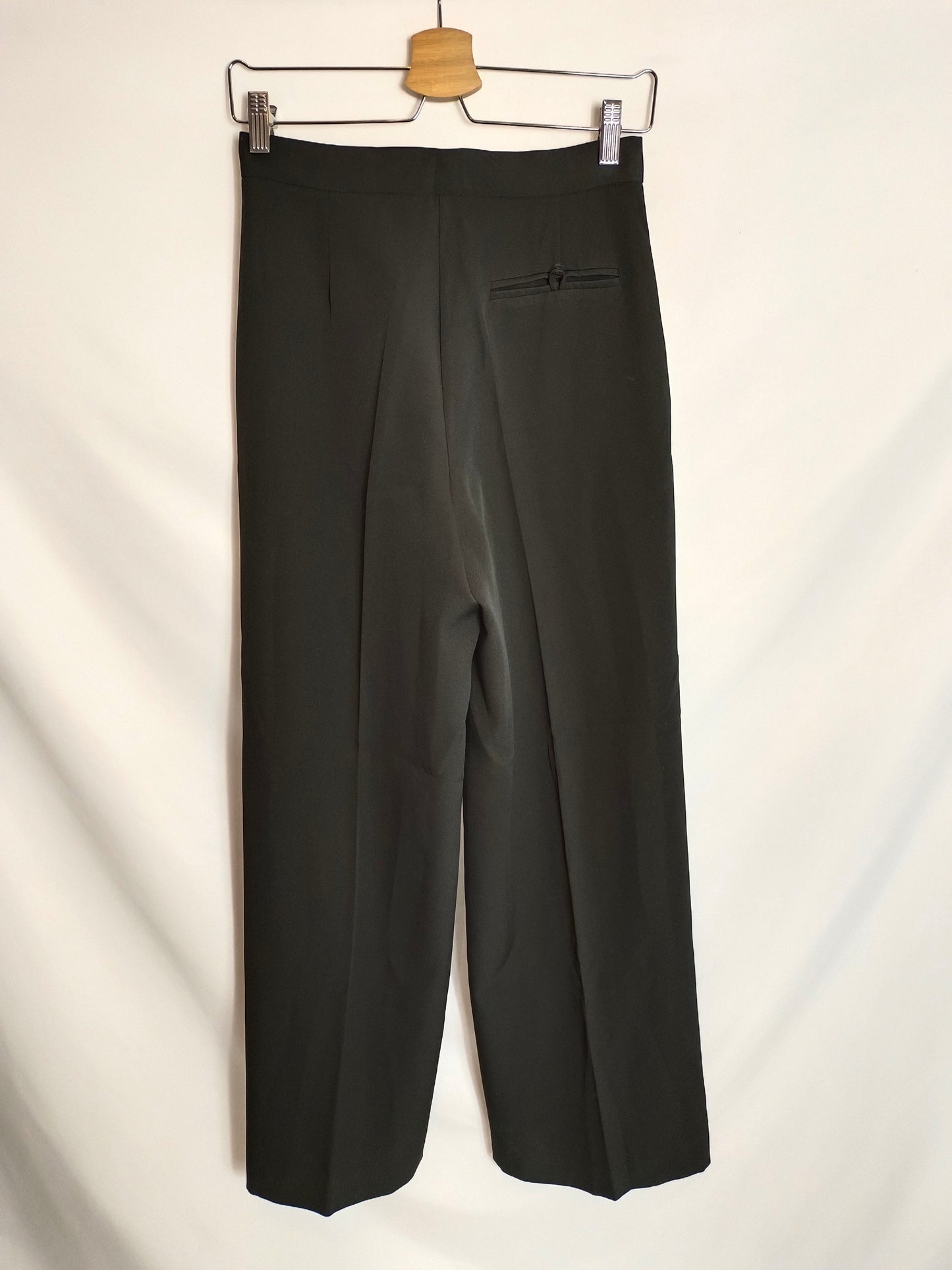 BIMANI. Pantalón negro de vestir T.36