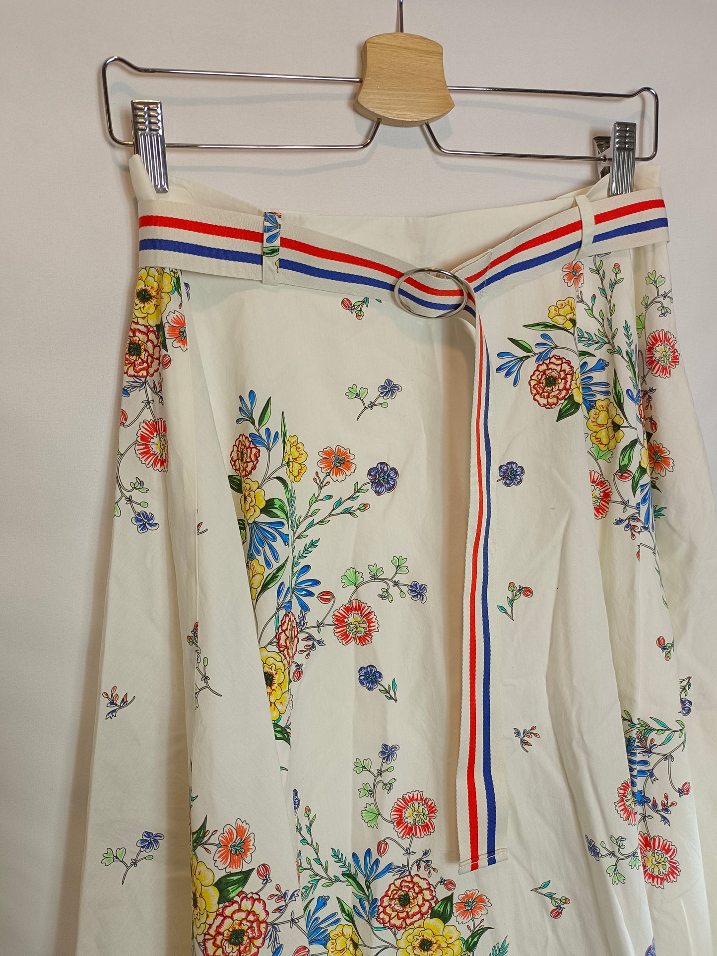 EDC. Floral midi skirt size 38