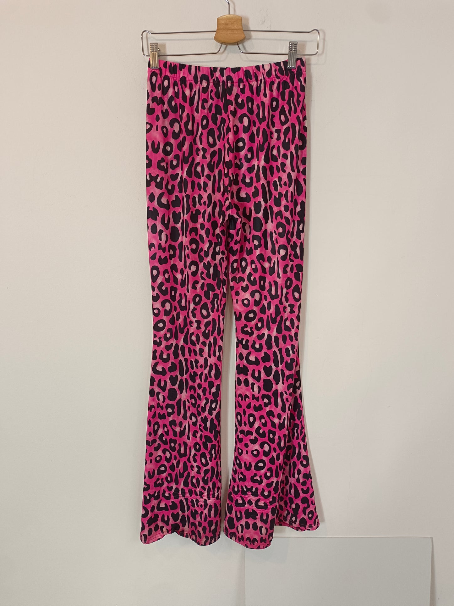 OTRAS. Pantalón rosa animal print T.u(xs)