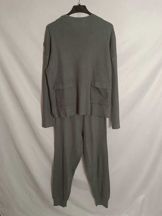 ZARA. Total look punto verdesT.13/14