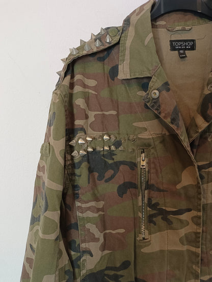 TOPSHOP. Green camouflage jacket, size 38