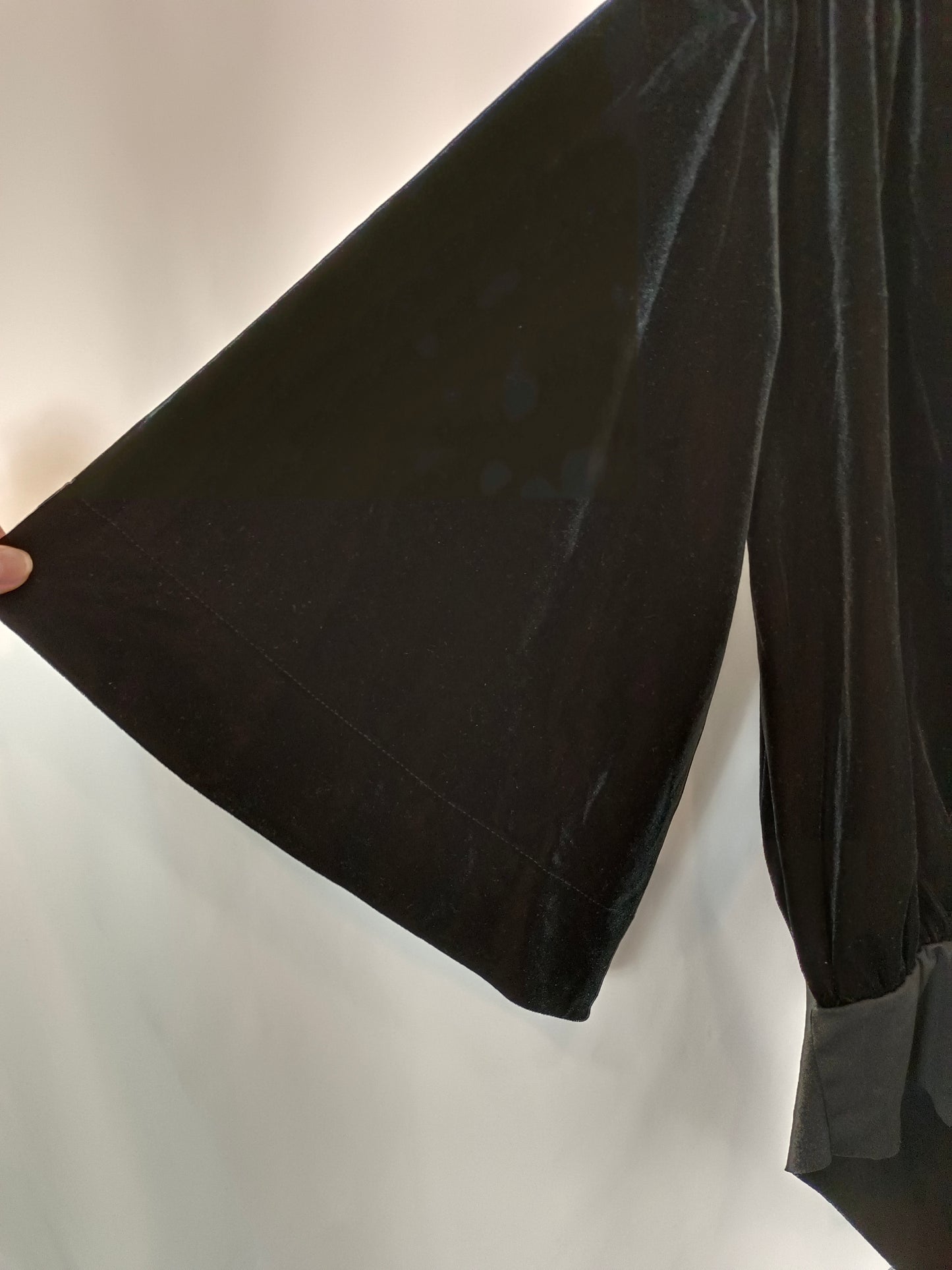 ZARA. body negro terciopelo T.s