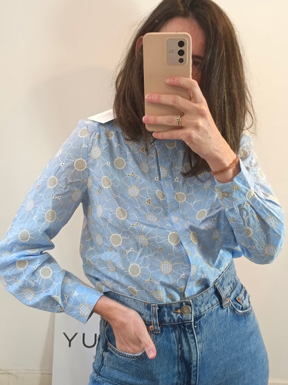 TRIANA BY C. Blusa azul bordada flores T.m