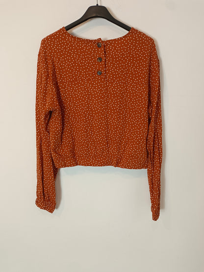 BERSHKA. Blusa teja lunares T.s