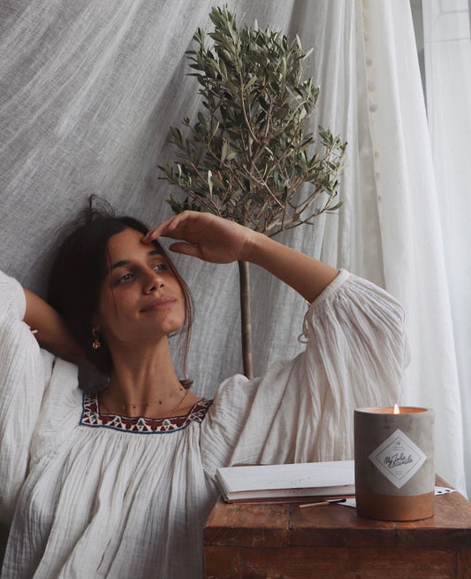 TEN TWELVE. Beige blouse with embroidered collar detail S.0 (xs/s)