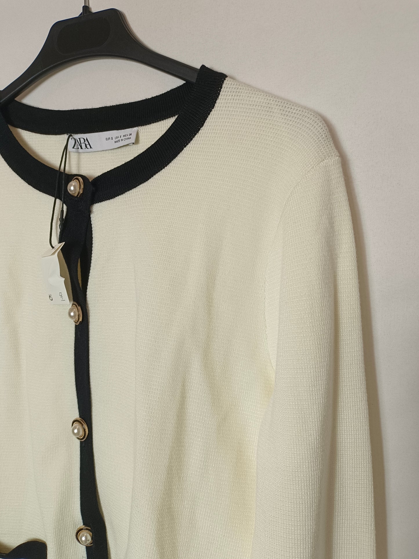ZARA. Chaqueta blanca bicolor T.s