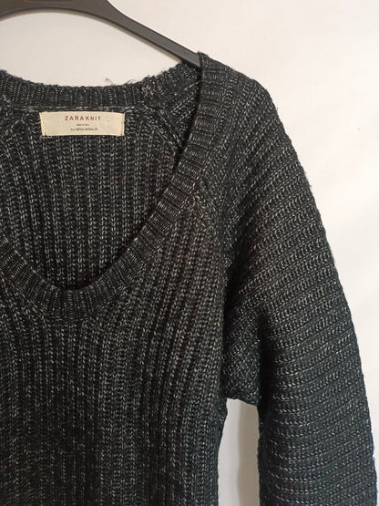 ZARA. Black mottled sweater Tm