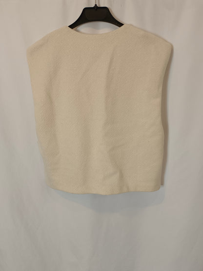 ZARA. Top/chaleco beige cortito T.s