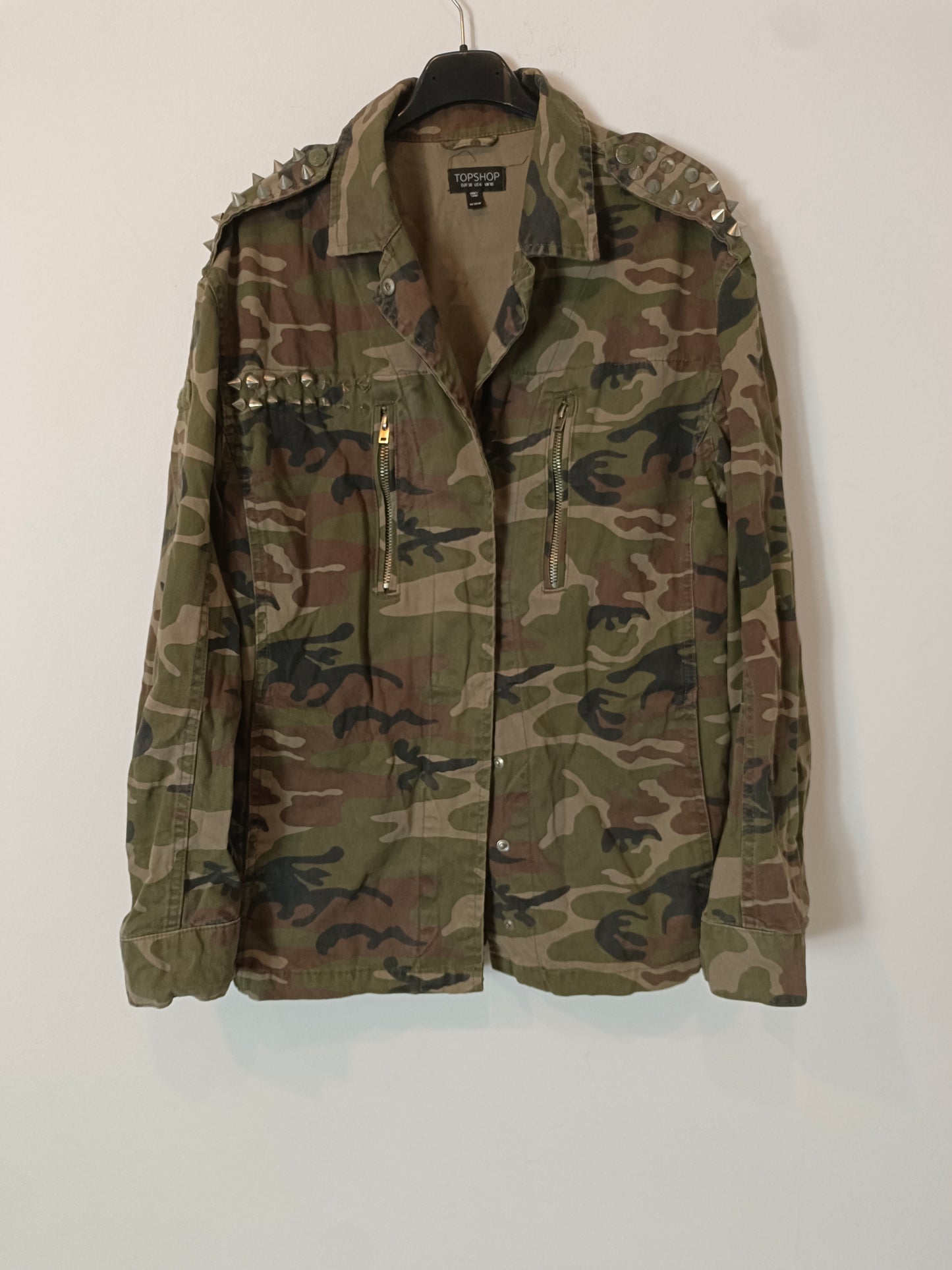 TOPSHOP. Green camouflage jacket, size 38