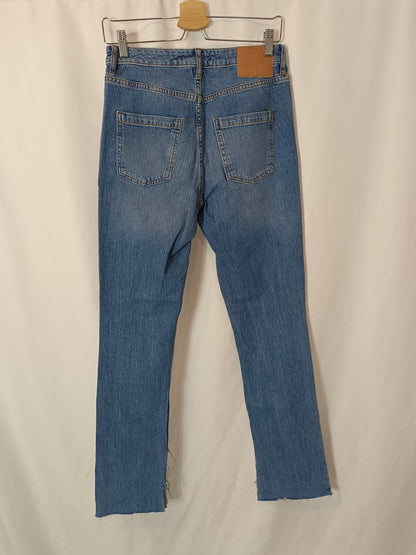 ZARA. Denim trousers with a 38-inch opening
