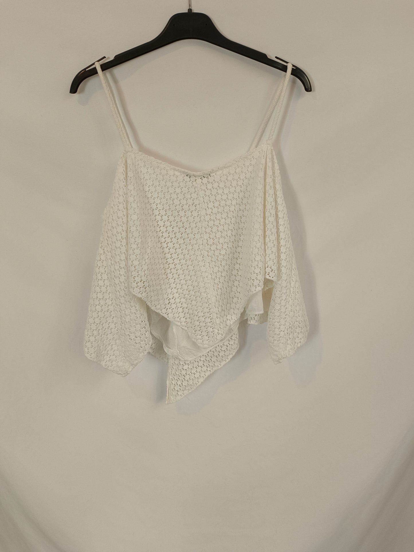 MULAYA. Top blanco troquelado T.s/m