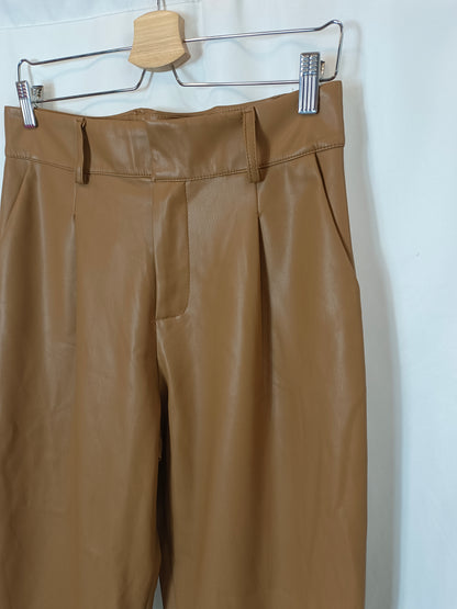 LUMINA. Pantalón beige efecto piel T.u(M/L)