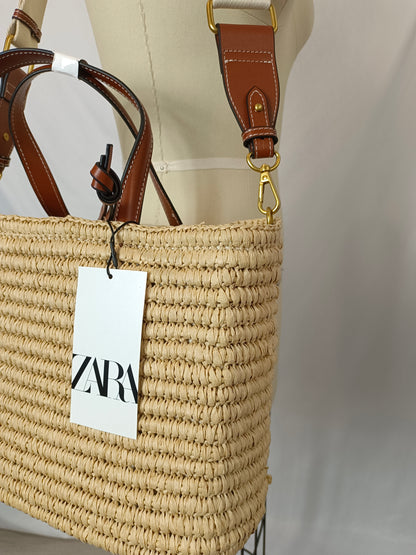 ZARA. Bolso rafia detalles cuero