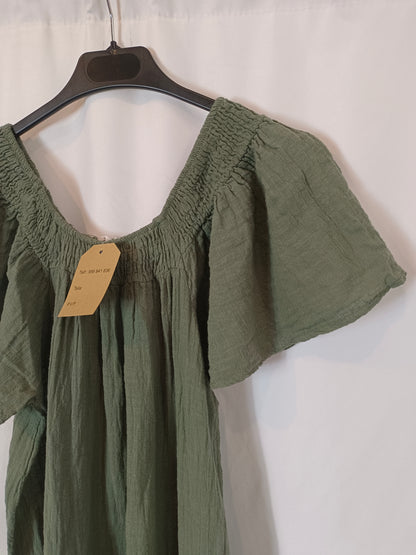 MY CLOSET. Long green dress Ts/m