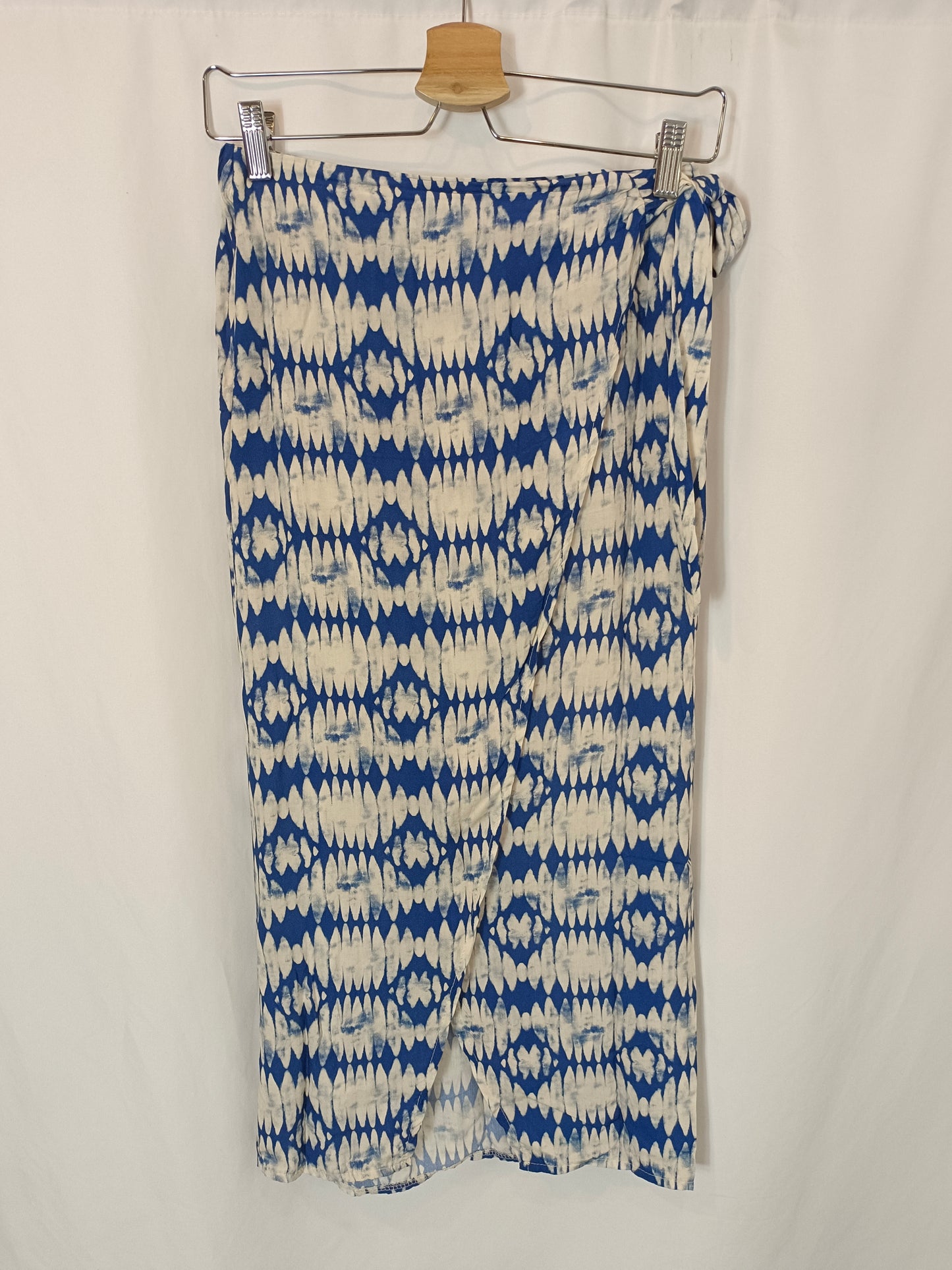 OTHERS. Total look skirt and top Ts