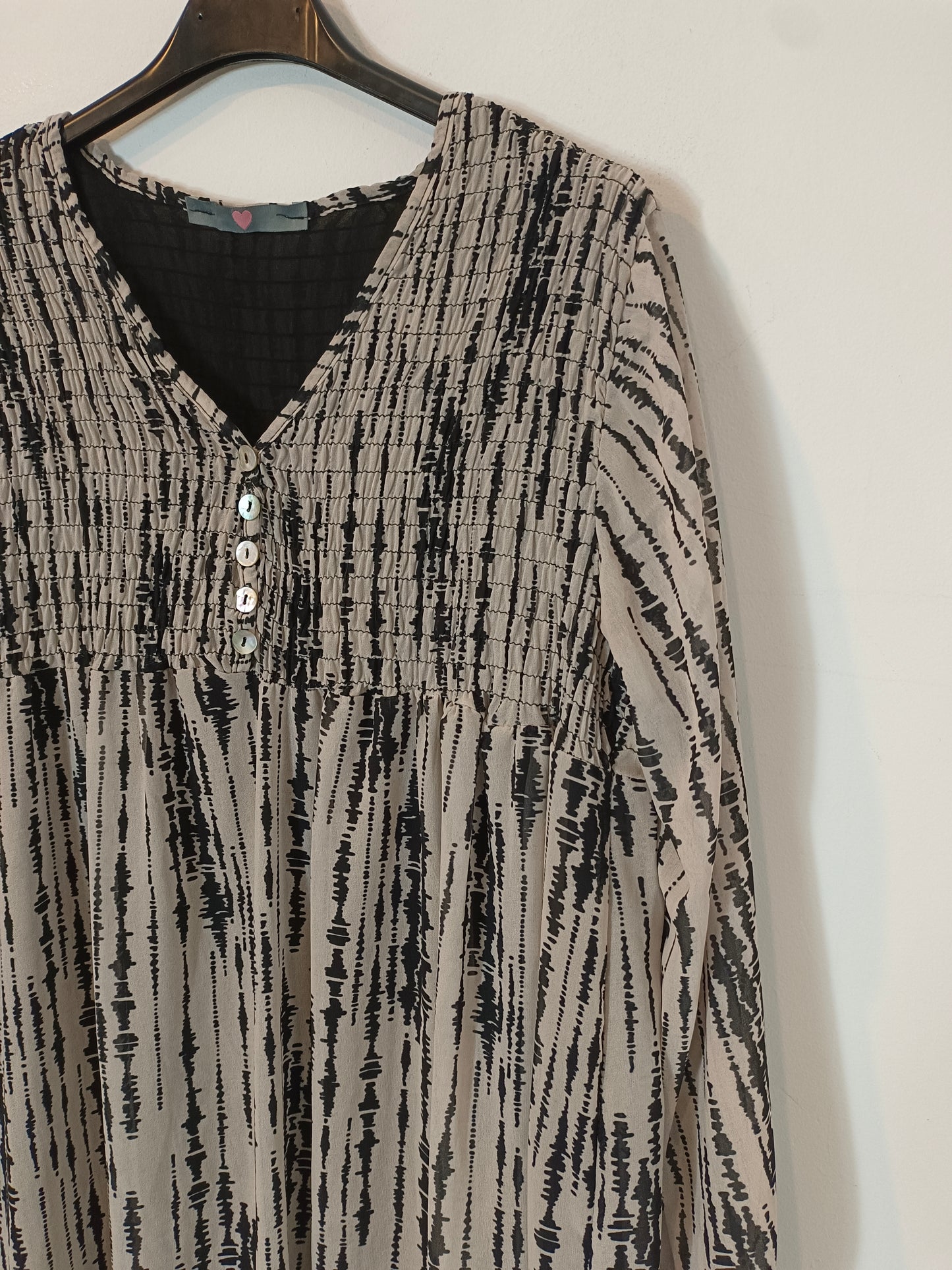 OTRAS. Vestido midi beige detalles negros TU(S)