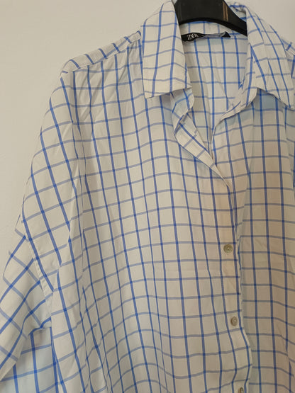 ZARA. Camisa blanca cuadros T.m