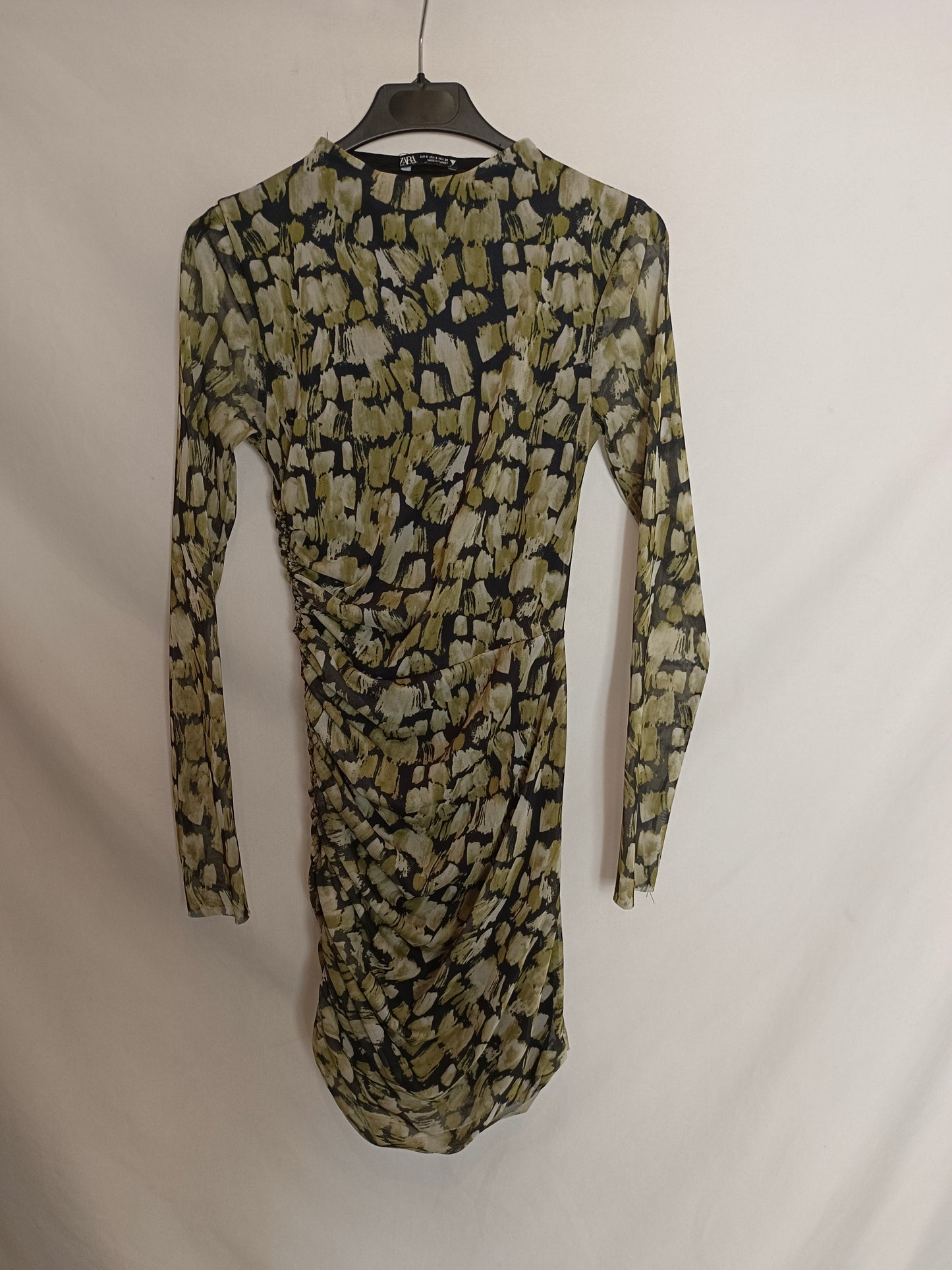 ZARA. Gathered tulle dress Ts