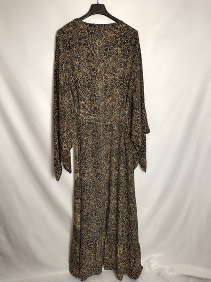 BASYCO. Kimono negro flores TU(m)