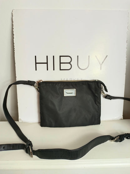 MANGO. Bolso negro lona