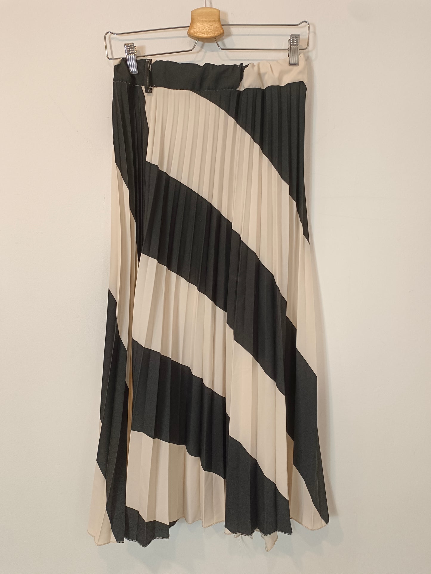 OTRAS. Falda midi plisada T.u(S)