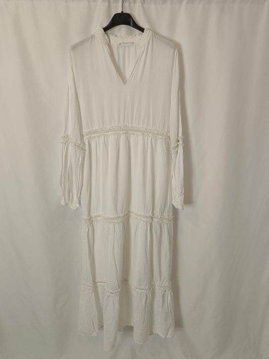 MANGO. Vestido largo blanco detalles. T S