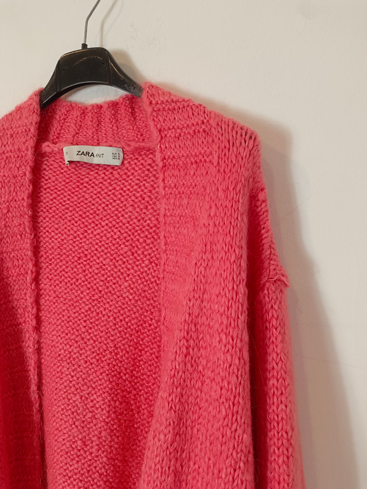 ZARA. cárdigan punto rosa fucsia T.s