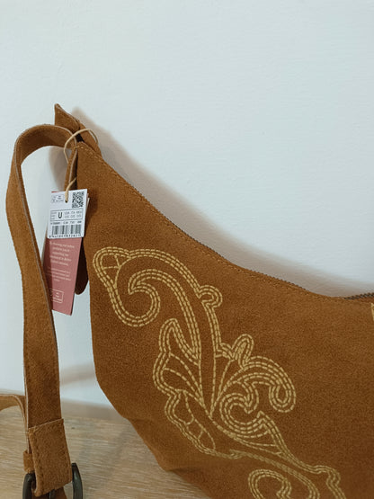 SLOWLOVE. Bolso piel bordado