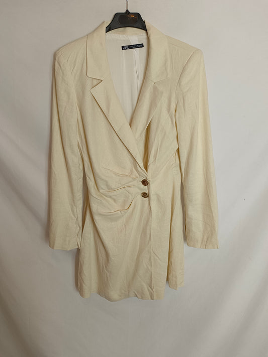 ZARA. Vestido beige cruzado T.xs