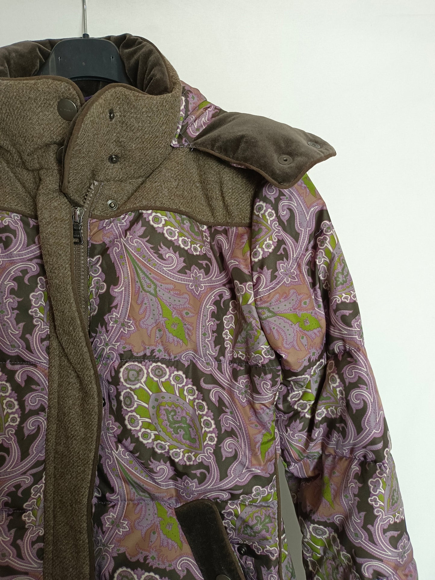 ETRO. Plumas estampado morado T.40 (s)