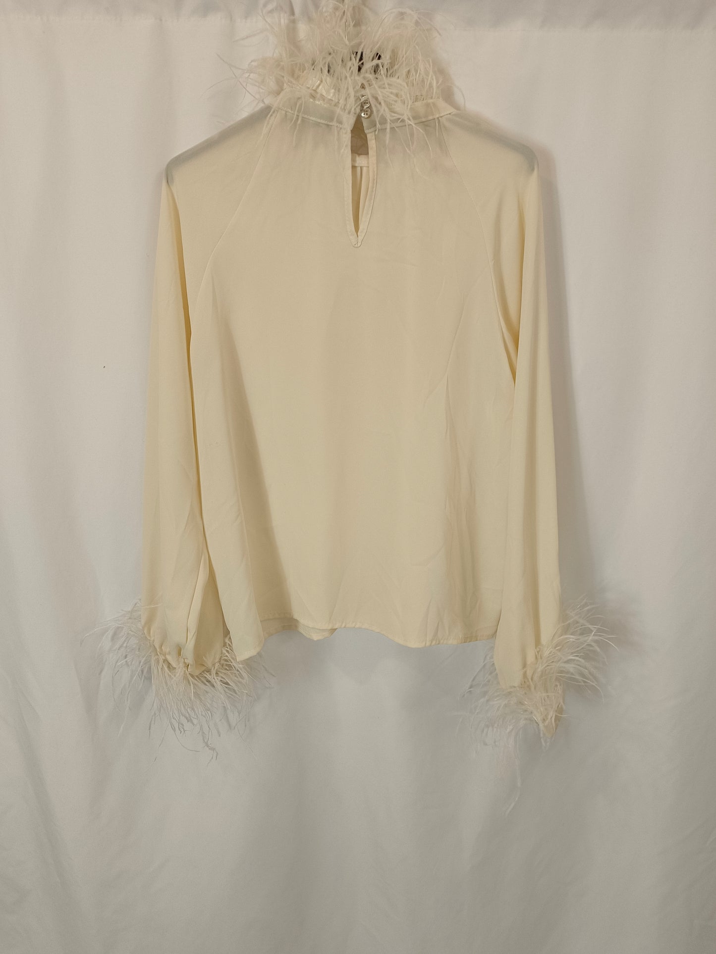 LUMINA. Beige feather blouse Ts
