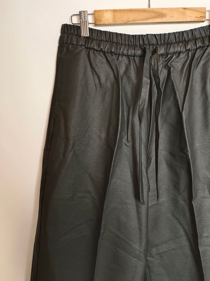 ZARA. Black waxed trousers Tm