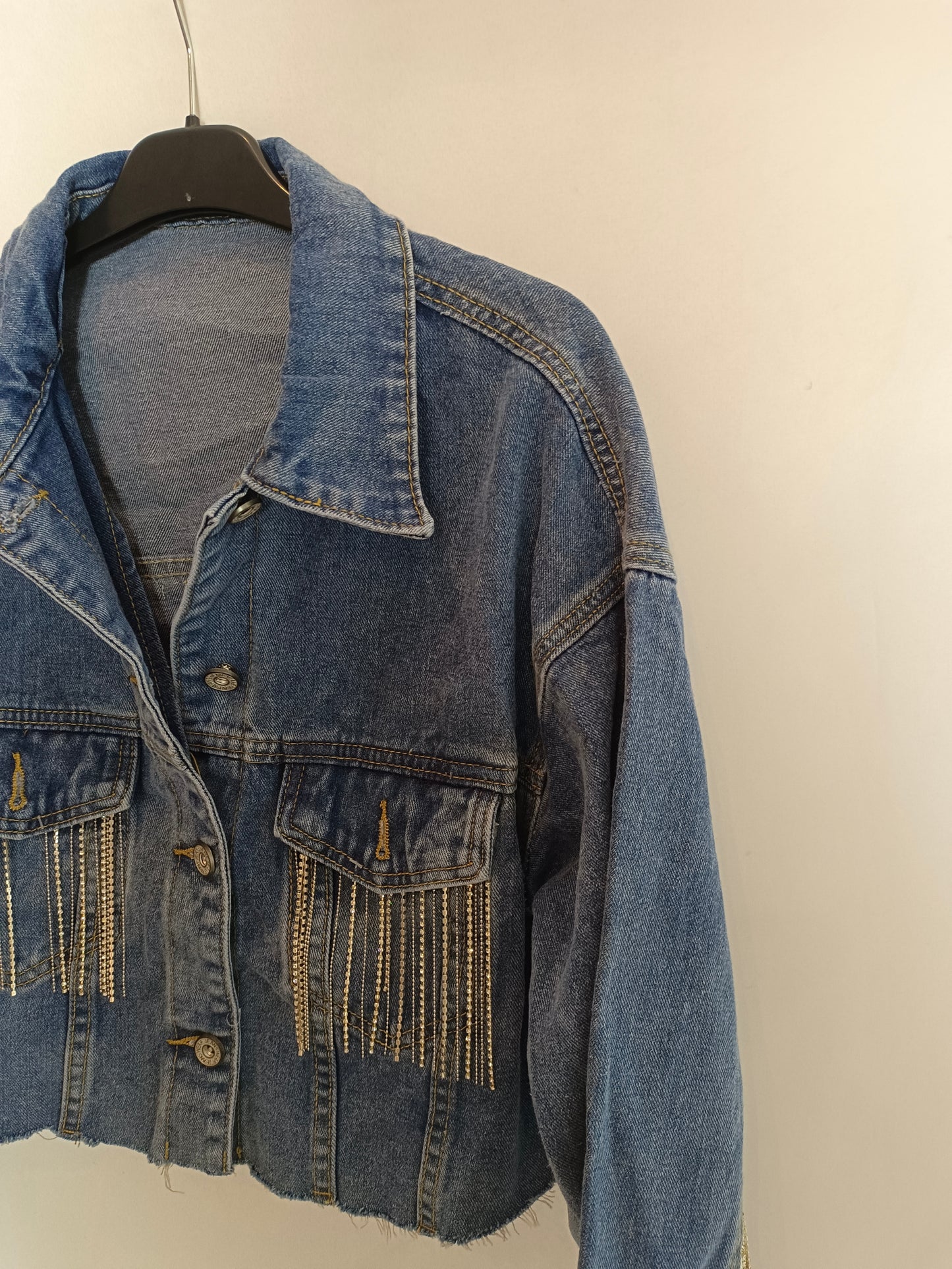 OTRAS. Cazadora vaquera pedrería Tu(S)