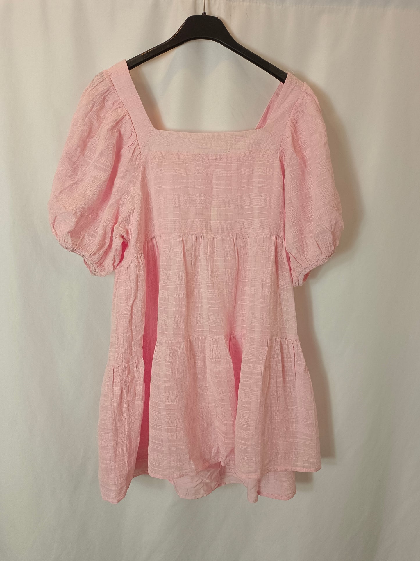 PULL&BEAR. Vestido corto rosa T.s