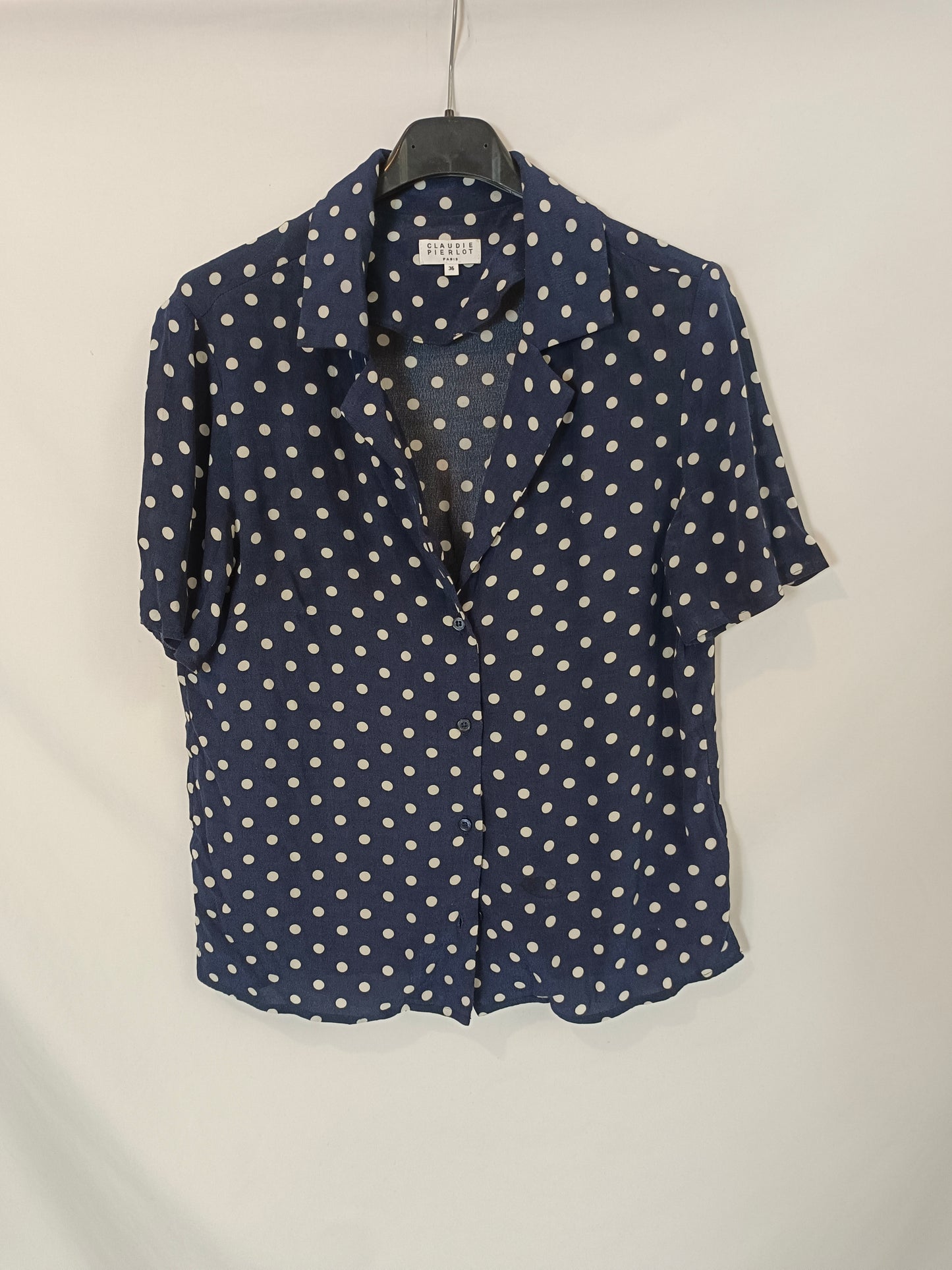 CLAUDIE PIERLOT. Blusa azul lunares T.36