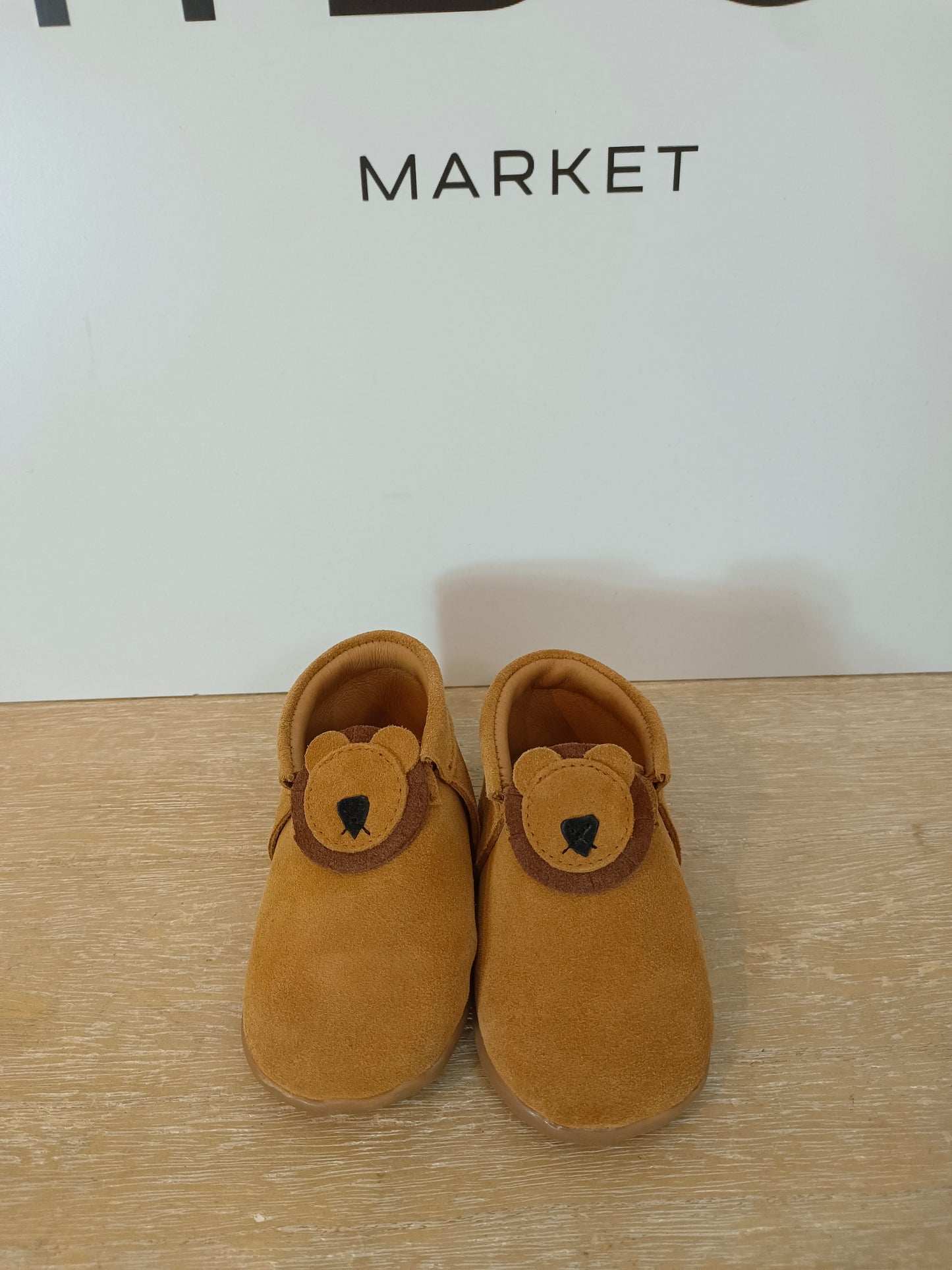 MINI SHUU. Botitas piel camel T.21