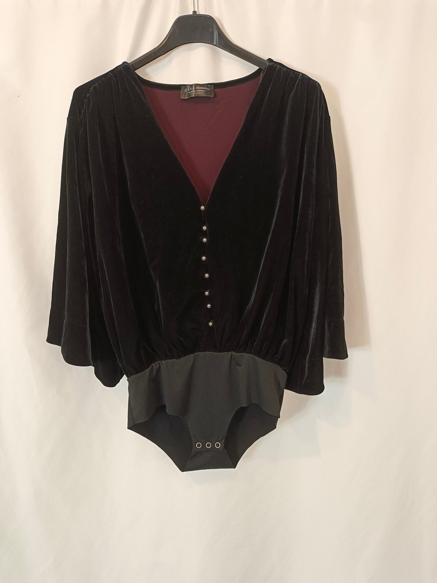 ZARA. body negro terciopelo T.s